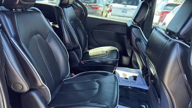2024 Chrysler Pacifica Plug-In Hybrid Road Tripper