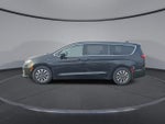 2024 Pacifica Plug-In Hybrid Thumbnail 5