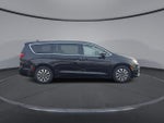 2024 Pacifica Plug-In Hybrid Thumbnail 9