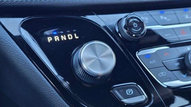 2024 Chrysler Pacifica Plug-In Hybrid Road Tripper