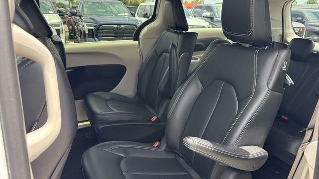 2024 Chrysler Pacifica Plug-In Hybrid Road Tripper