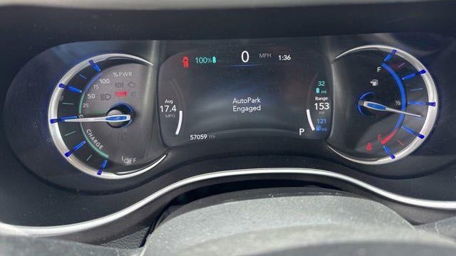 2024 Chrysler Pacifica Plug-In Hybrid Road Tripper