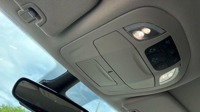 2024 Chrysler Pacifica Plug-In Hybrid Road Tripper