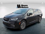 2024 Pacifica Plug-In Hybrid Thumbnail 7