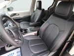 2024 Pacifica Plug-In Hybrid Thumbnail 18