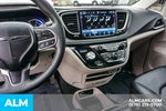 2024 Pacifica Plug-In Hybrid Thumbnail 38