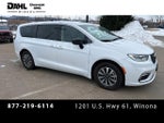 2024 Pacifica Plug-In Hybrid Thumbnail 1