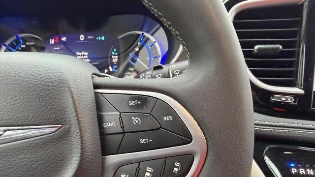 2024 Chrysler Pacifica Plug-In Hybrid Premium S Appearance