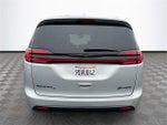 2022 Pacifica Hybrid Thumbnail 6