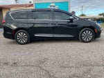 2023 Pacifica Plug-In Hybrid Thumbnail 2