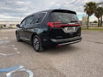 2023 Pacifica Plug-In Hybrid Thumbnail 5