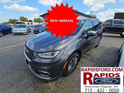 Photo of a 2023 Chrysler Pacifica Plug-In Hybrid Limited 4DR Mini-Van for sale