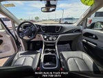 2023 Pacifica Plug-In Hybrid Thumbnail 3