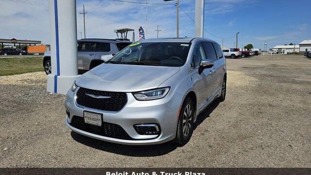 2023 Chrysler Pacifica Plug-In Hybrid Limited