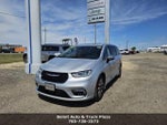 2023 Pacifica Plug-In Hybrid Thumbnail 6