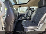 2023 Pacifica Plug-In Hybrid Thumbnail 9