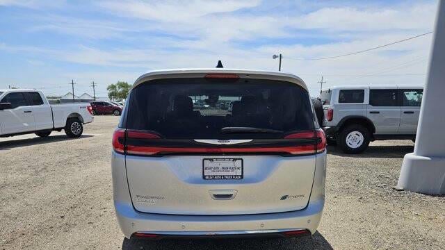 2023 Chrysler Pacifica Plug-In Hybrid Limited