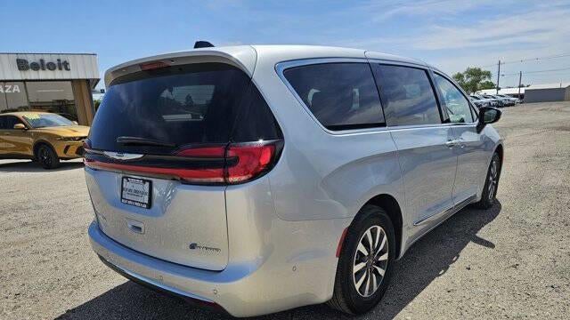 2023 Chrysler Pacifica Plug-In Hybrid Limited