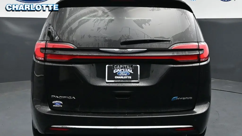 2023 Chrysler Pacifica Plug-In Hybrid Limited
