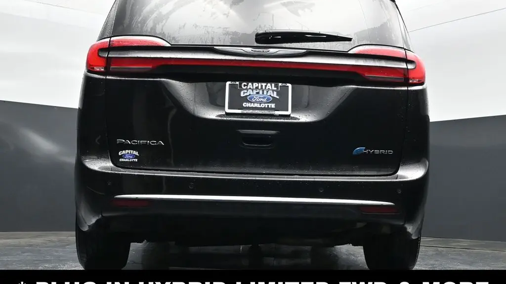 2023 Chrysler Pacifica Plug-In Hybrid Limited