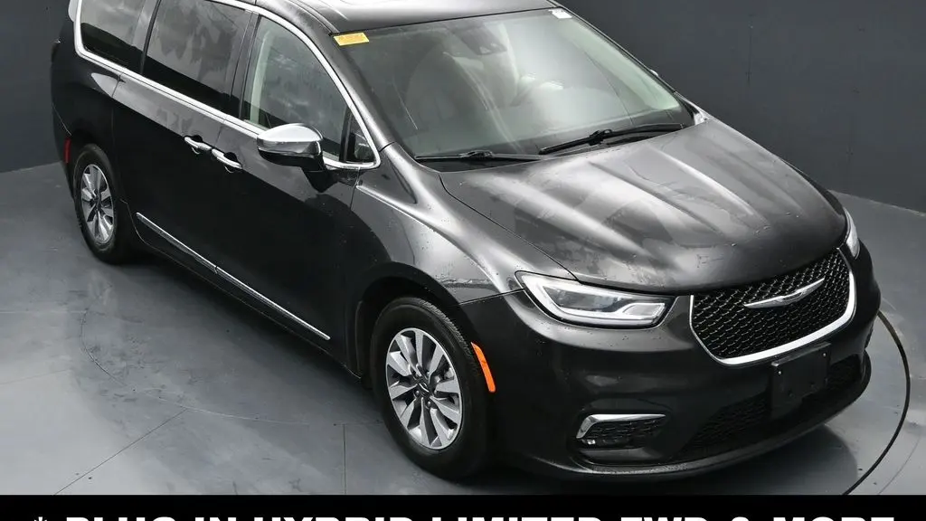 2023 Chrysler Pacifica Plug-In Hybrid Limited