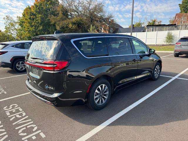 2024 Chrysler Pacifica - $23,900