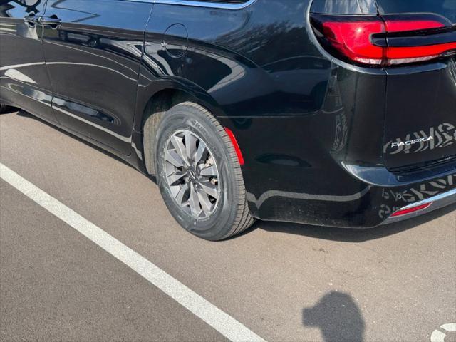 2024 Chrysler Pacifica - $23,900