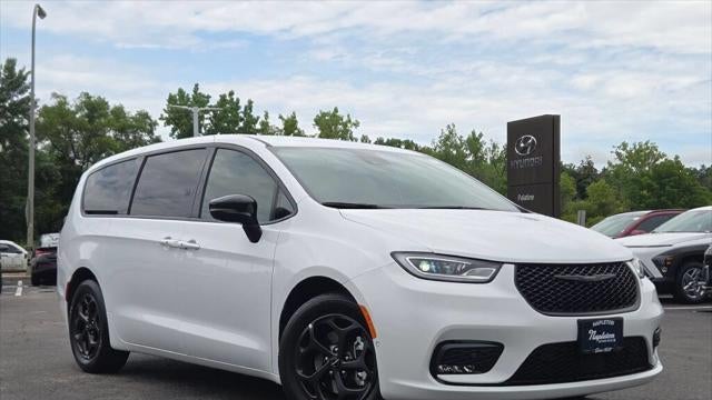 Preowned 2024 Chrysler Pacifica Plug-In Hybrid S Appearance for Sale