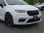 2024 Pacifica Plug-In Hybrid Thumbnail 2