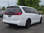 2024 Pacifica Plug-In Hybrid Thumbnail 12