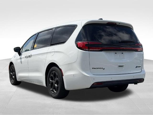 2024 Chrysler Pacifica - $30,197
