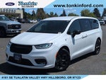 2024 Pacifica Plug-In Hybrid Thumbnail 1