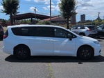 2024 Pacifica Plug-In Hybrid Thumbnail 6