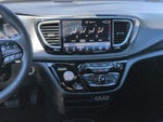 2024 Pacifica Plug-In Hybrid Thumbnail 17