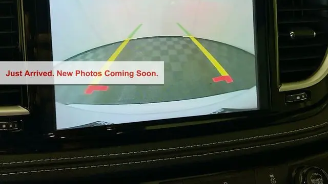 2024 Chrysler Pacifica Plug-In Hybrid Road Tripper