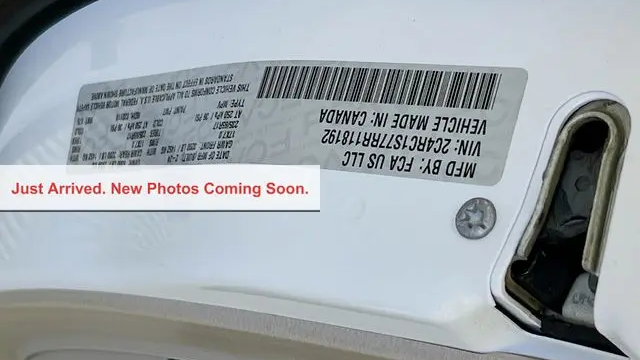 2024 Chrysler Pacifica Plug-In Hybrid Road Tripper