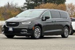 2024 Pacifica Plug-In Hybrid Thumbnail 8
