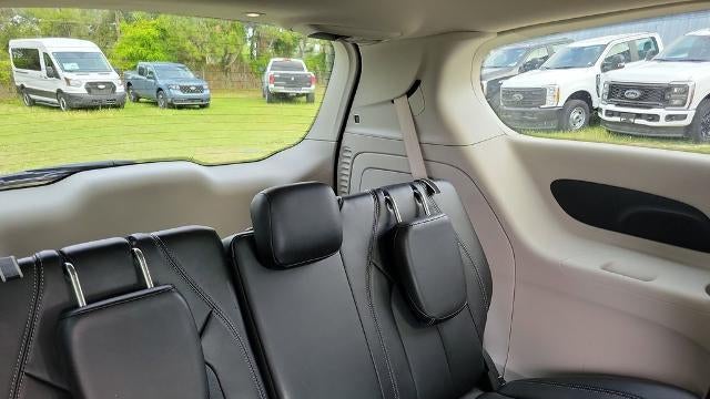 2024 Chrysler Pacifica Plug-In Hybrid Road Tripper