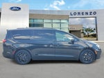 2021 Pacifica Hybrid Thumbnail 3