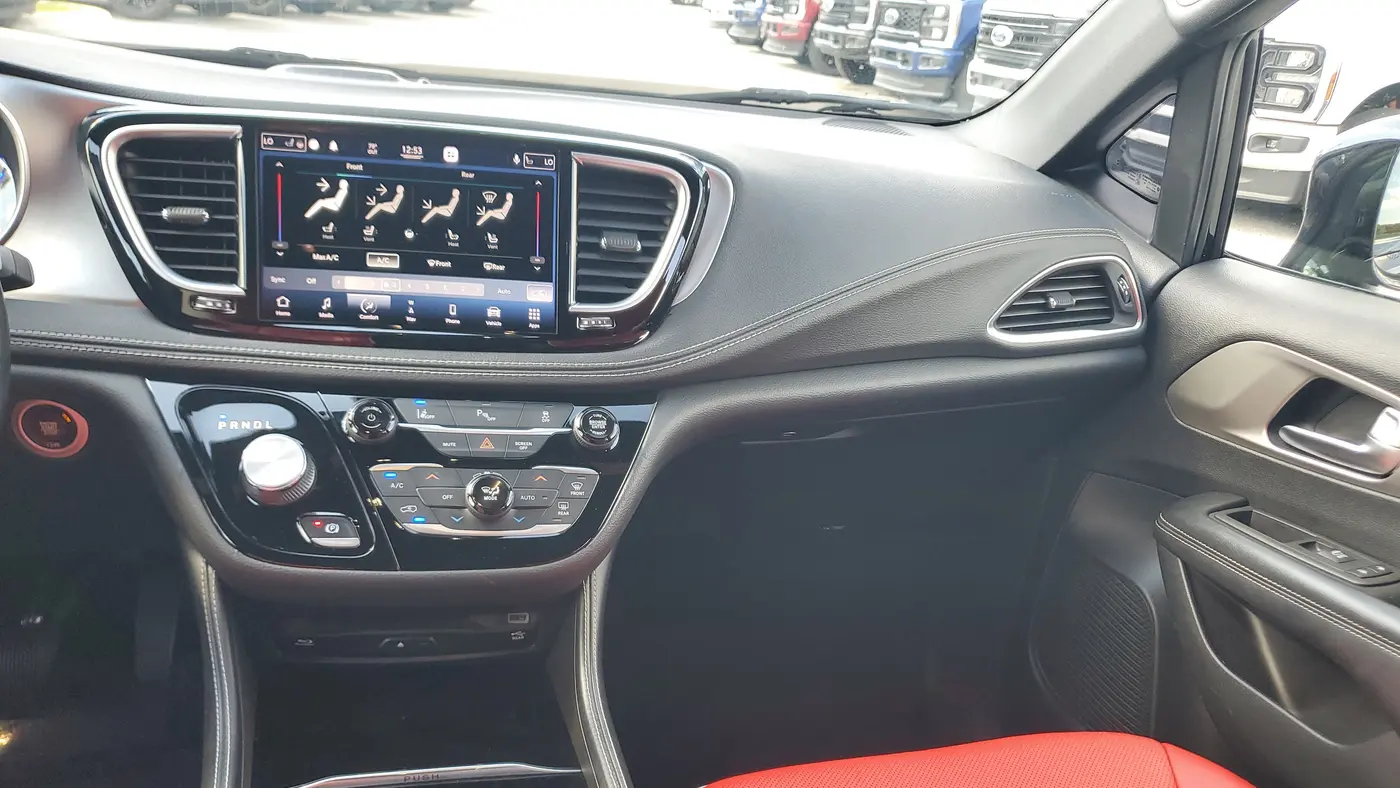 2021 Chrysler Pacifica Hybrid Limited