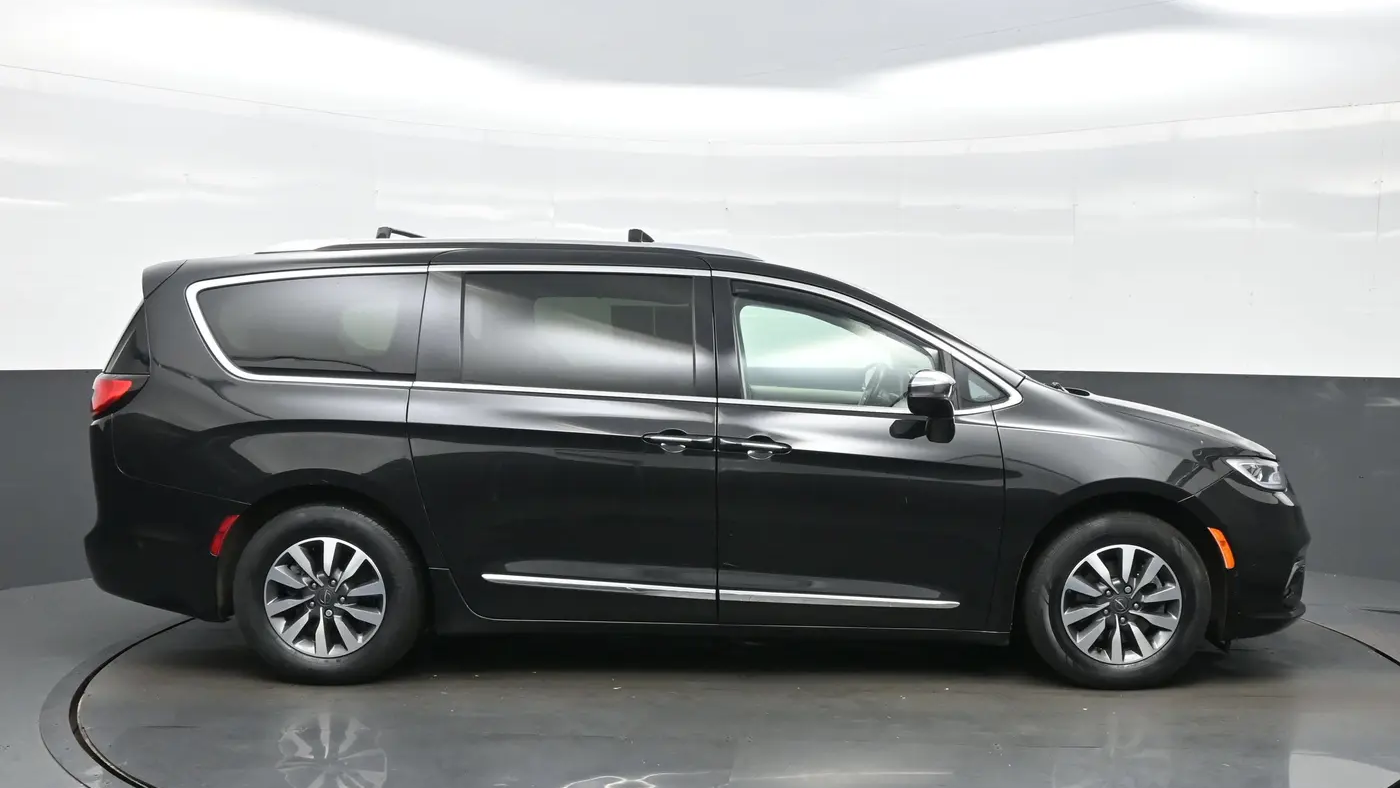 2021 Chrysler Pacifica Hybrid Limited