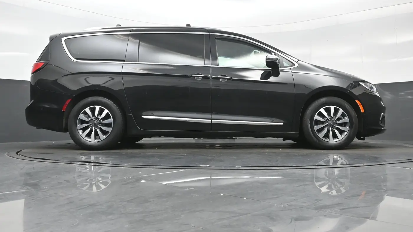 2021 Chrysler Pacifica Hybrid Limited