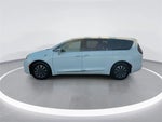 2022 Pacifica Hybrid Thumbnail 5