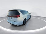 2022 Pacifica Hybrid Thumbnail 8