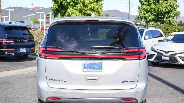 2022 Chrysler Pacifica Hybrid Limited