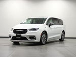 2023 Pacifica Plug-In Hybrid Thumbnail 7