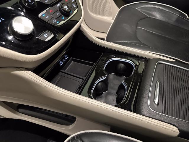 2023 Chrysler Pacifica - $22,500