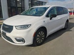 2024 Pacifica Plug-In Hybrid Thumbnail 3