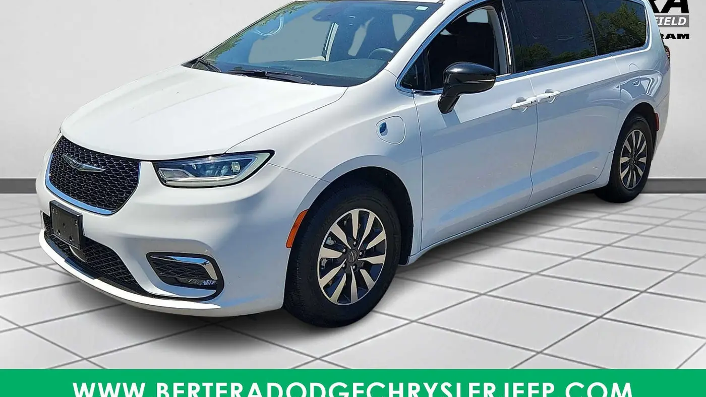 2024 Chrysler Pacifica Plug-In Hybrid Select