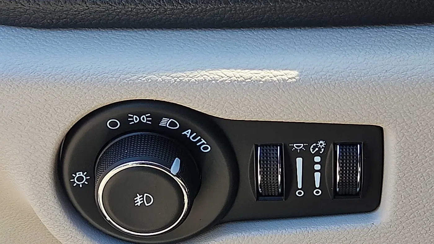 2024 Chrysler Pacifica Plug-In Hybrid Select